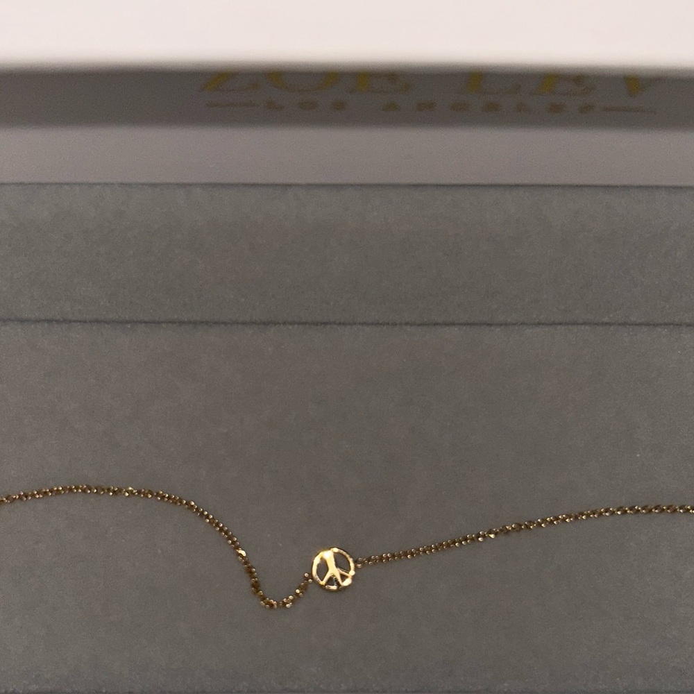 Zoe Lev Tiny Peace Sign Bracelet